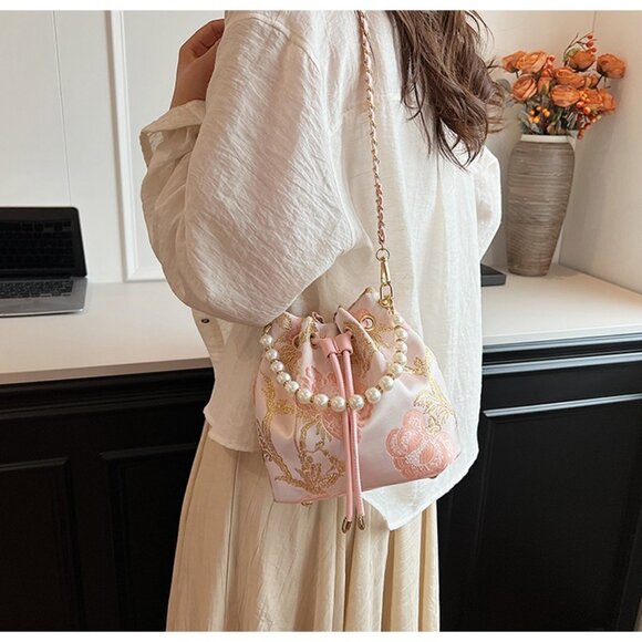 Embroidered Floral Pearl Handle Drawstring Bag - Picture 3 of 16